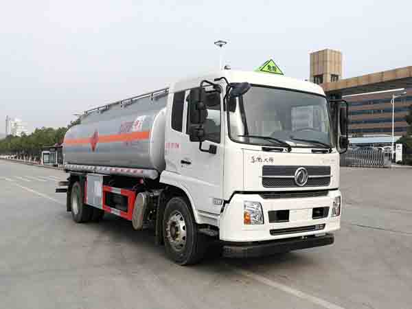k8凯发体育app下载牌CSC5180GJYD6A型加油車