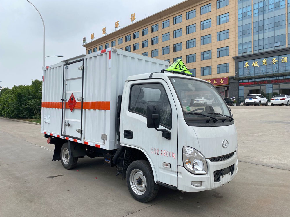 k8凯发体育app下载牌CSC5031XRQSH6型易燃氣體廂式運輸車