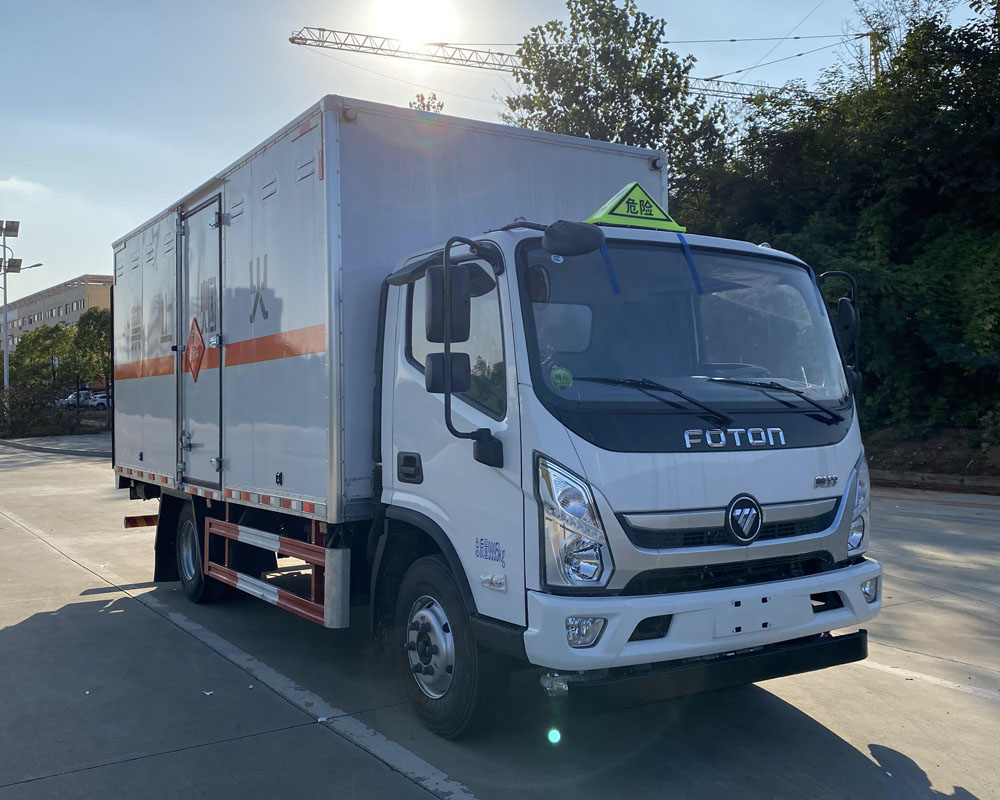 k8凯发体育app下载牌CSC5108XRQB6型易燃氣體廂式運輸車