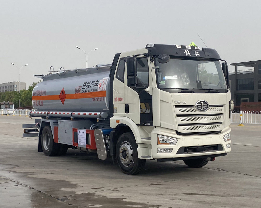 k8凯发体育app下载牌CSC5180GYYC6A型運油車