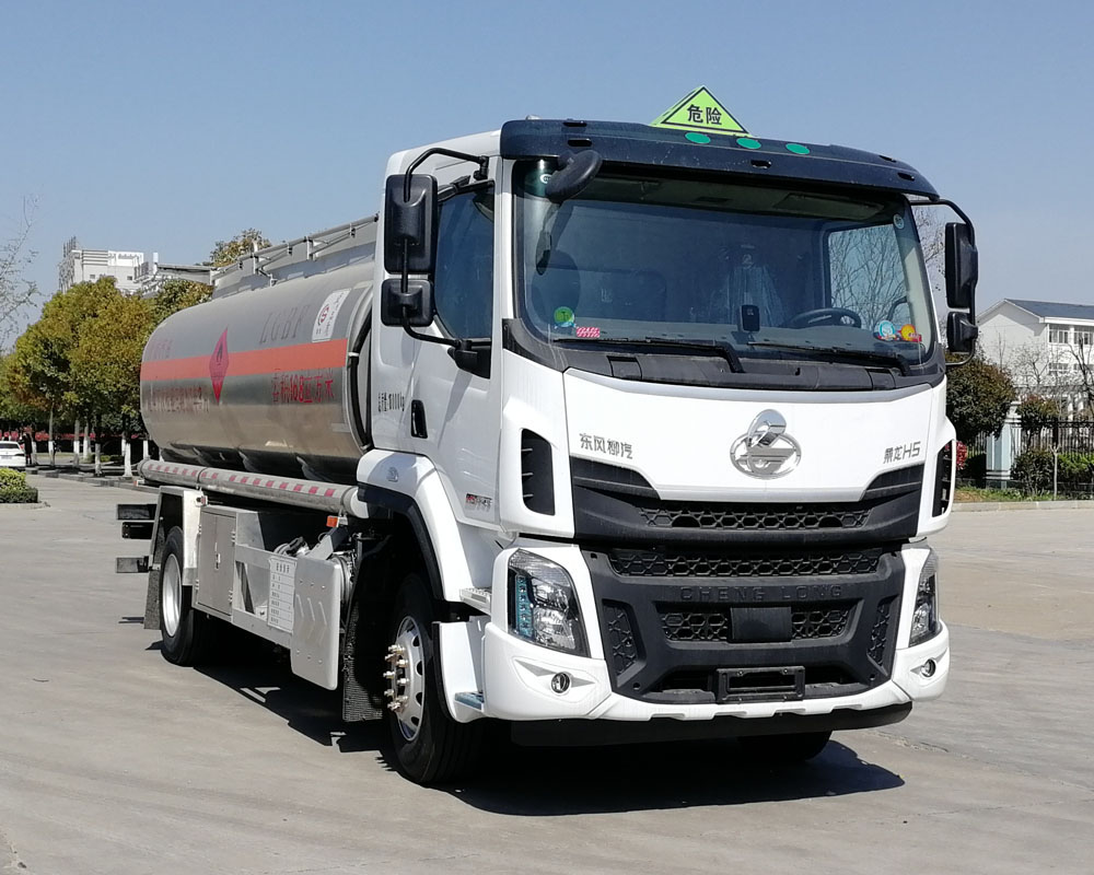 k8凯发体育app下载牌CSC5187GYYLEL6型鋁合金運油車