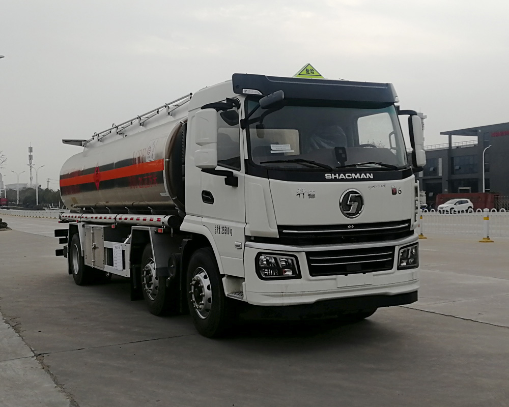 k8凯发体育app下载牌CSC5262GYYLS6A型鋁合金運油車