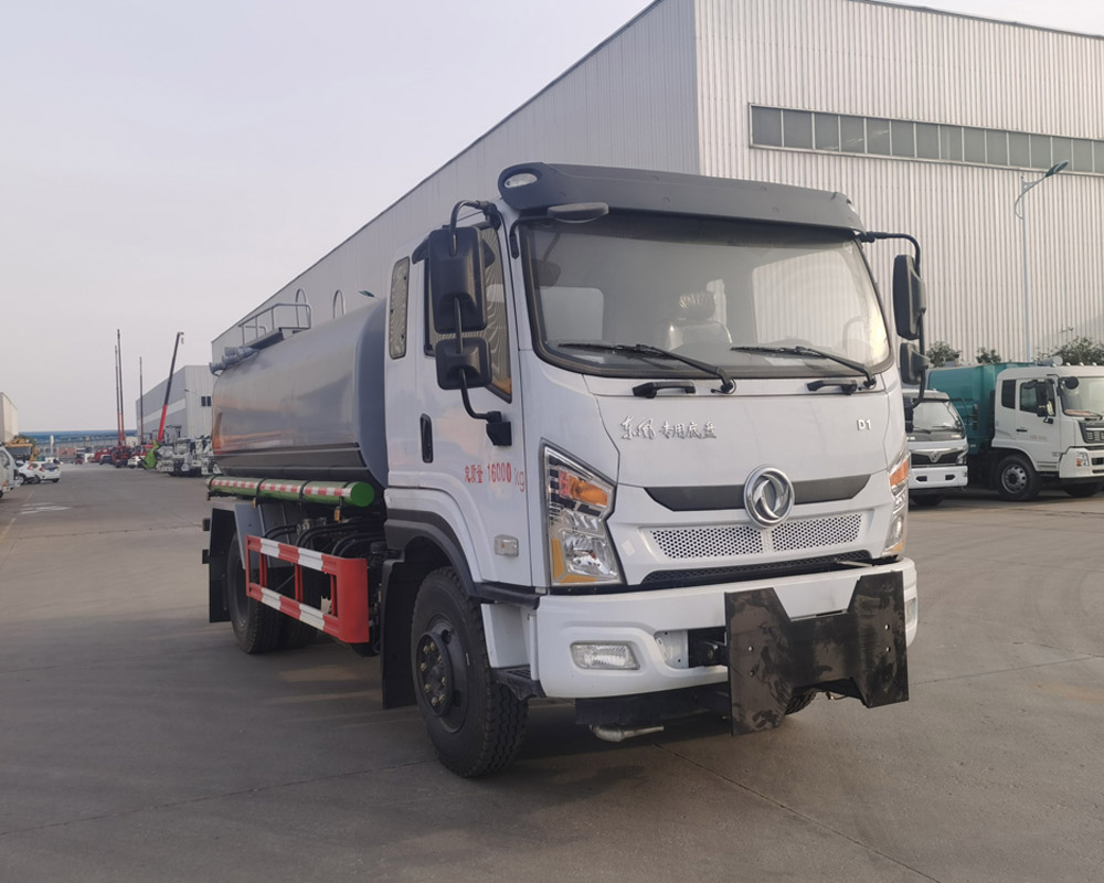 k8凯发体育app下载牌CSC5161GQXEZ6型護欄清洗車