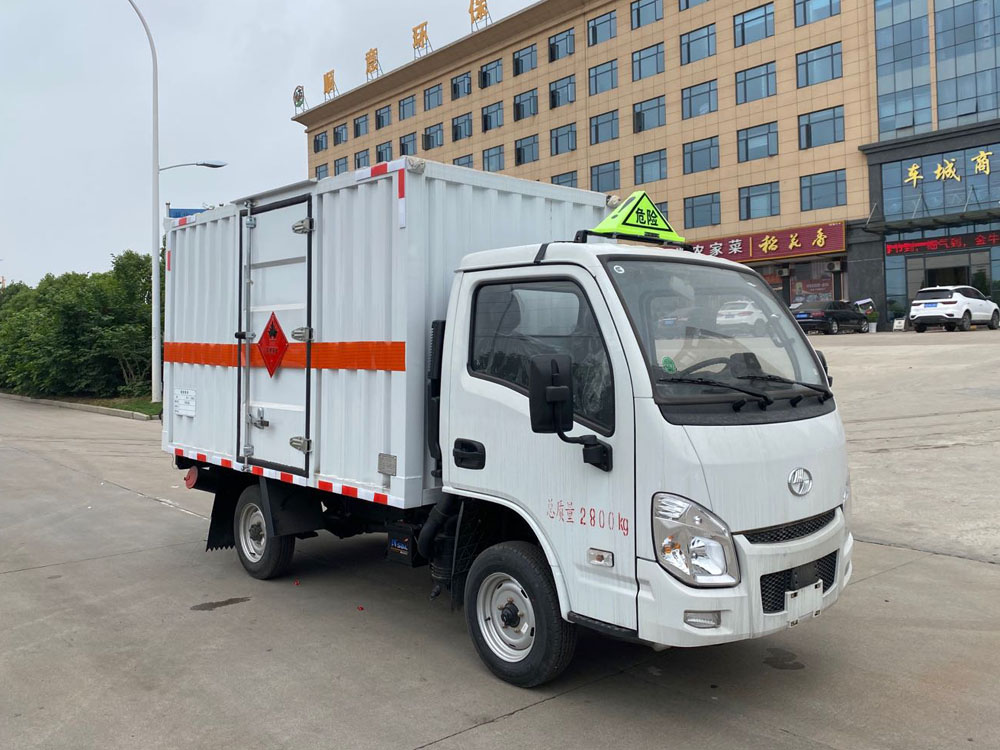 k8凯发体育app下载牌CSC5031XRYSH6型易燃液體廂式運輸車