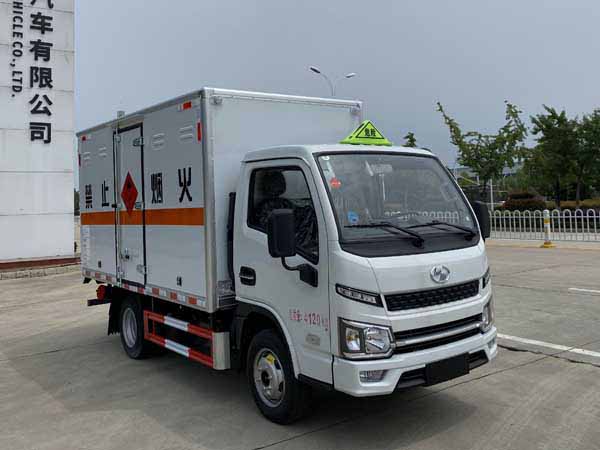 k8凯发体育app下载牌CSC5043XRYSH6型易燃液體廂式運輸車