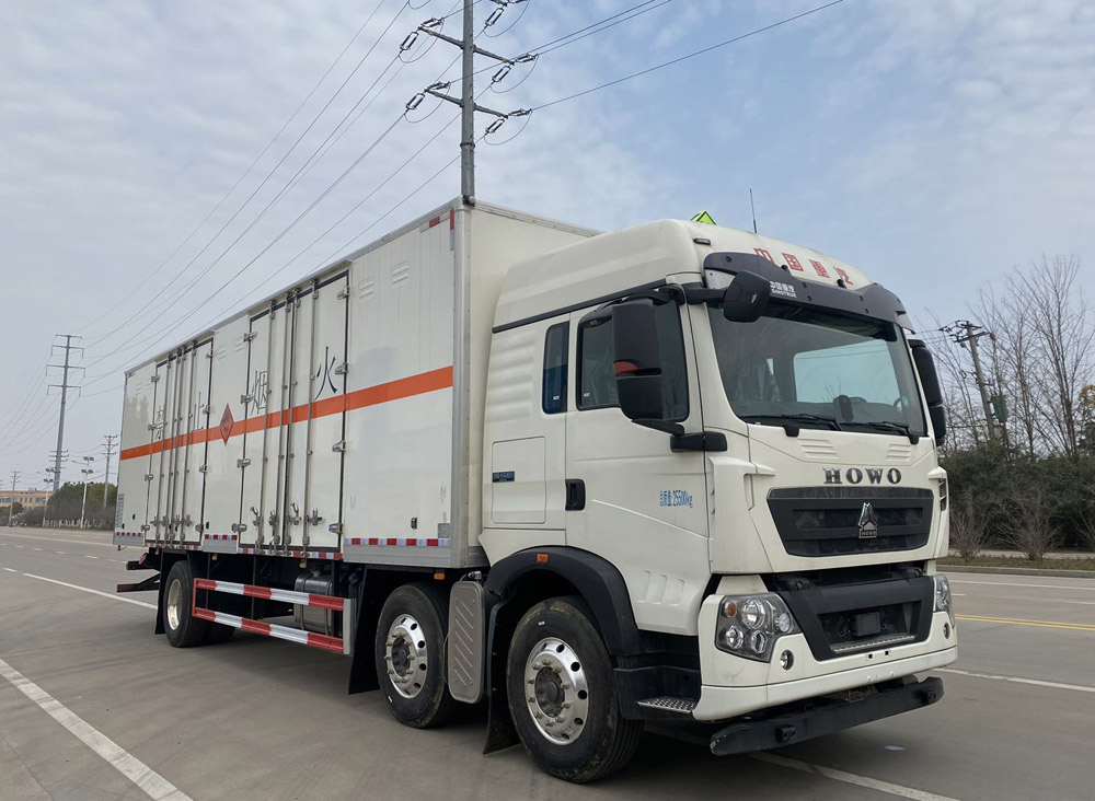 k8凯发体育app下载牌CSC5267XQYZ6爆破器材運輸車