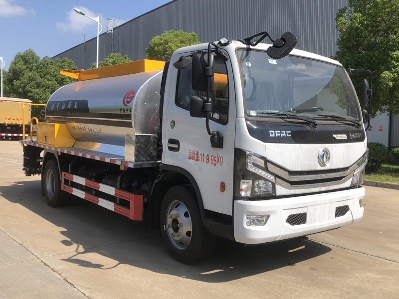 k8凯发体育app下载牌CSC5125GLQ6瀝青灑布車