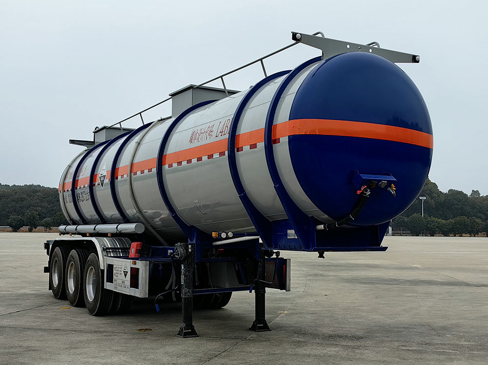 k8凯发体育app下载牌CSC9401GFWCY腐蝕性物品罐式運輸半掛車