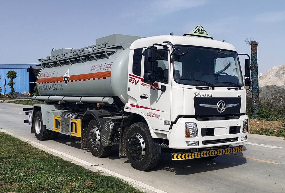k8凯发体育app下载牌CSC5261GFWDF6CY腐蝕性物品罐式運輸車